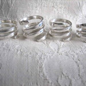 Slät spiralring - silverring i äkta silver - handgjorda silversmycken från Brokig silversmycken